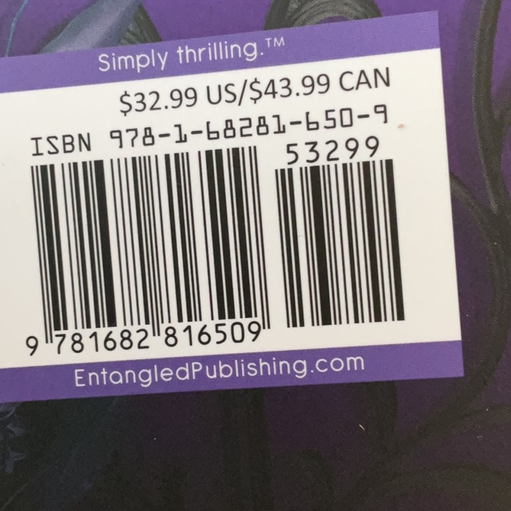 Sadie Kincaid Hardcovers - Picture 4 of 14